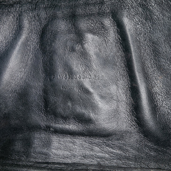 Saint Laurent Mini Croc Embossed Cuir verni Monogram Lou Sac caméra Noir – GABY PARIS Authentique