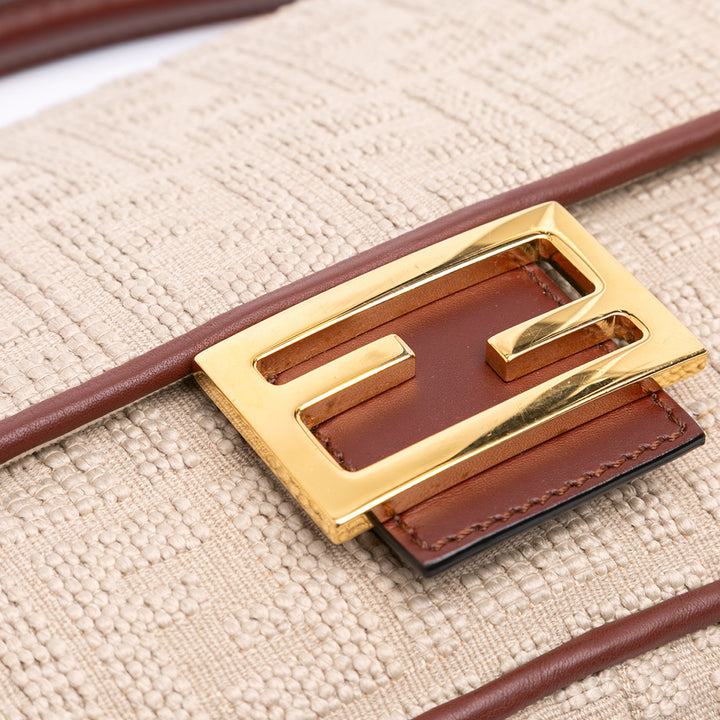 Fendi Zucca Embroidered Toile Baguette Sac cartable Marron