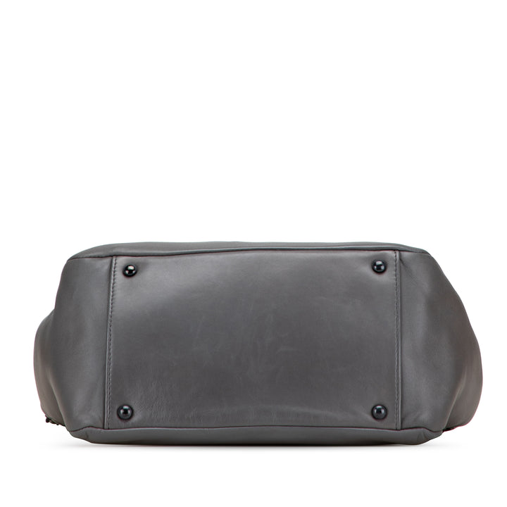 Chanel Cuir d’agneau clouté CC Accordion à rabat