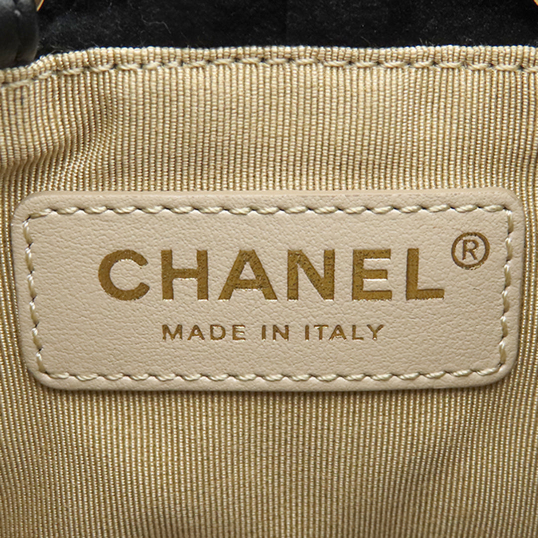 Chanel Matelassé Velours Cristal Perle Crush Bucket Sac