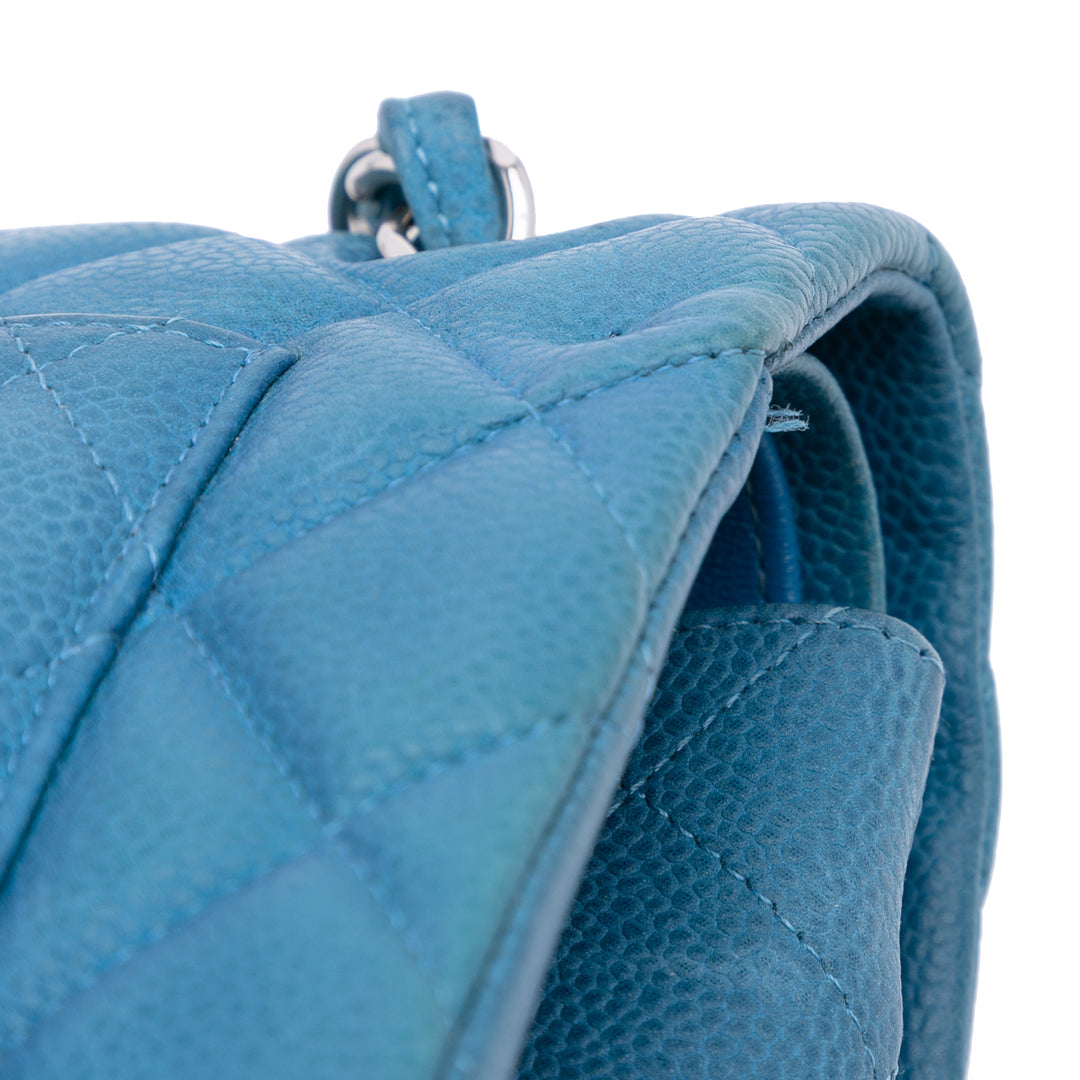 Chanel Classic Double rabat Jumbo Cuir caviar
