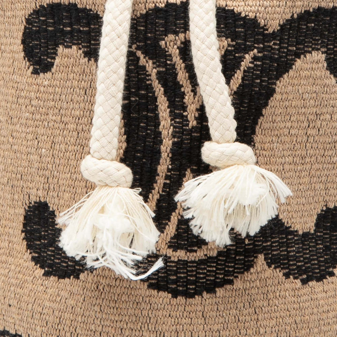 Celine Small Triomphe Raffia Drawstring Bucket Sac