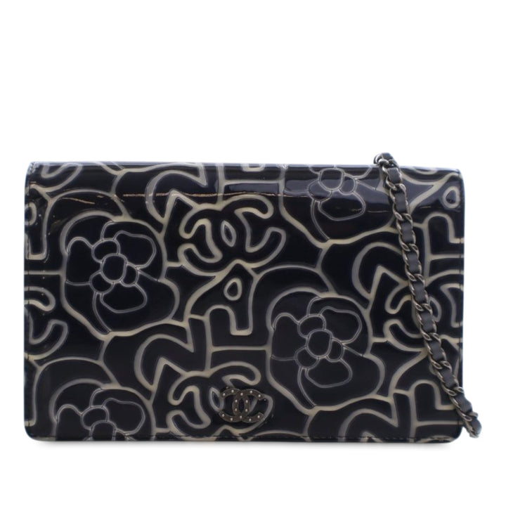 Chanel CC embossé Cuir verni Camellia Wallet On Chain