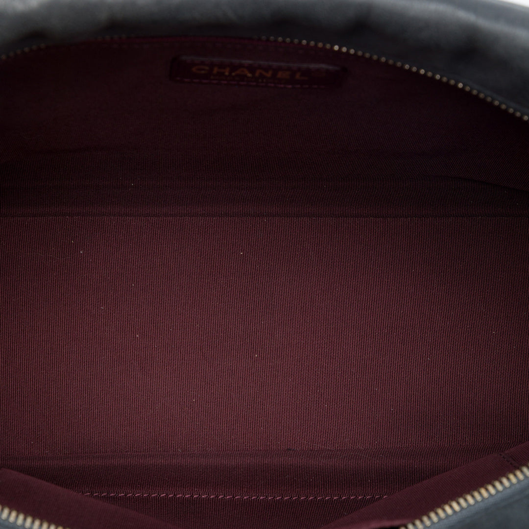 Chanel CC Matelassé Iridescent Cuir de veau Whipstitch Sac caméra