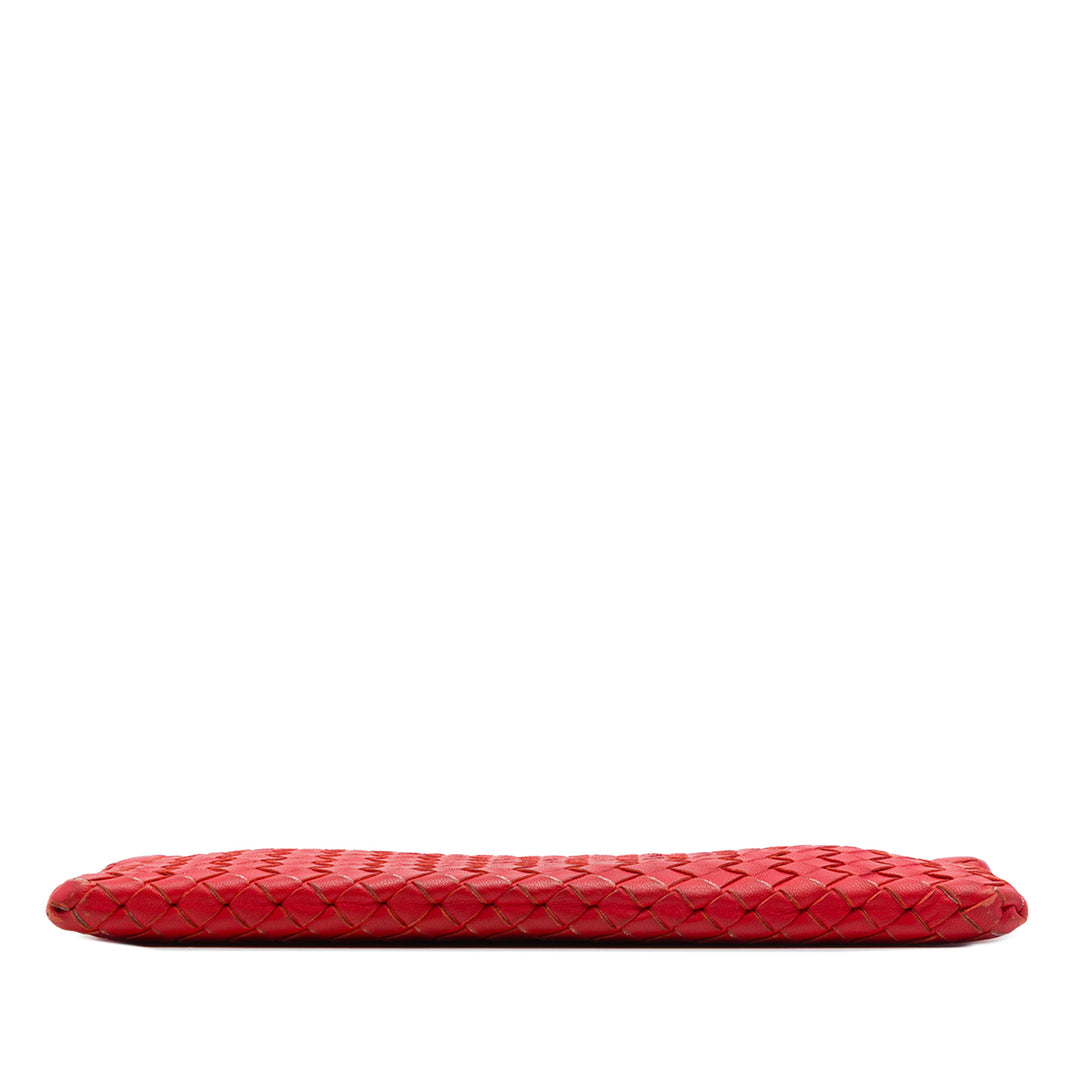 Bottega Veneta Pochette Intrecciato Zippé nappa Rouge – vue 3 – GABY PARIS