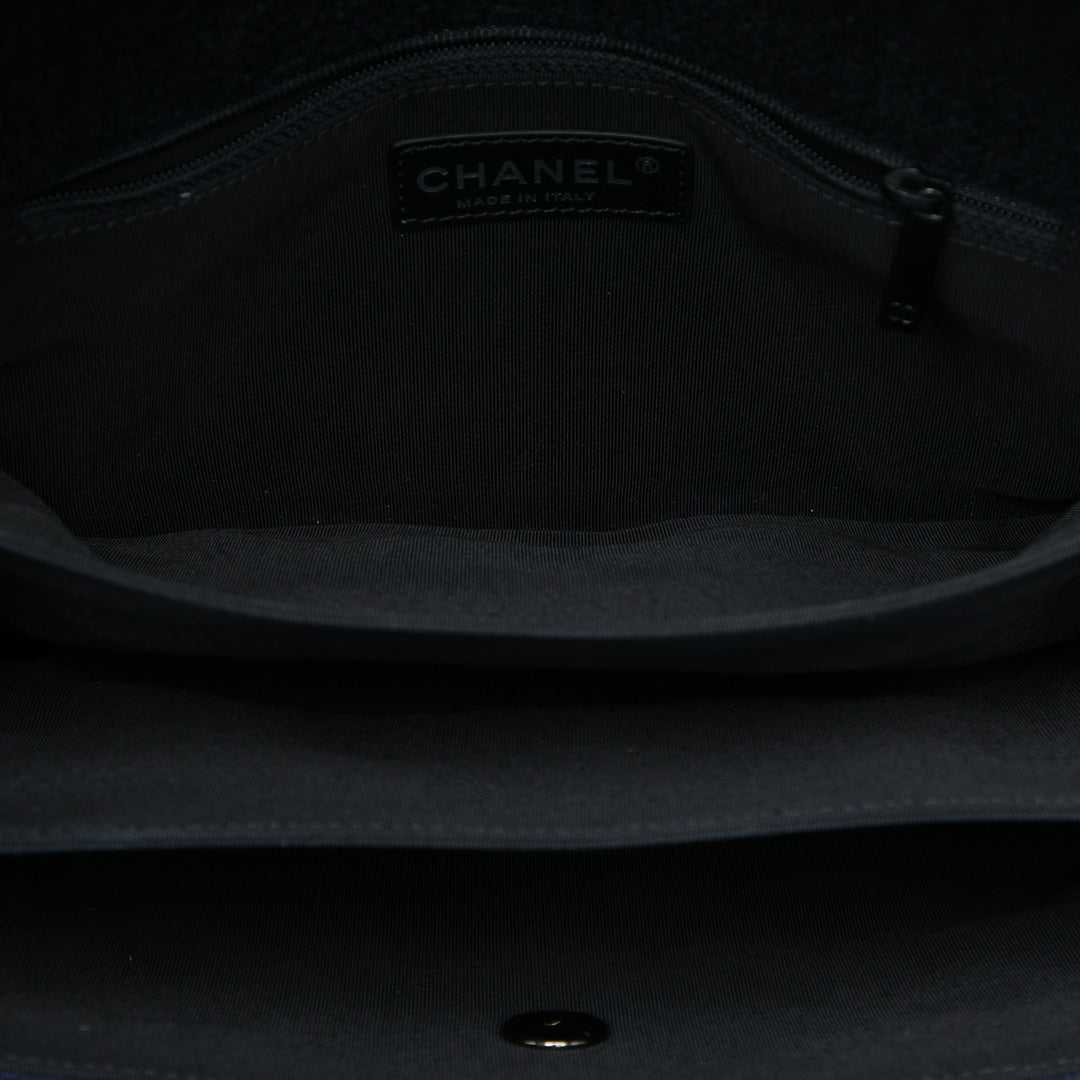 Chanel CC Matelassé Tweed Accordion à rabat