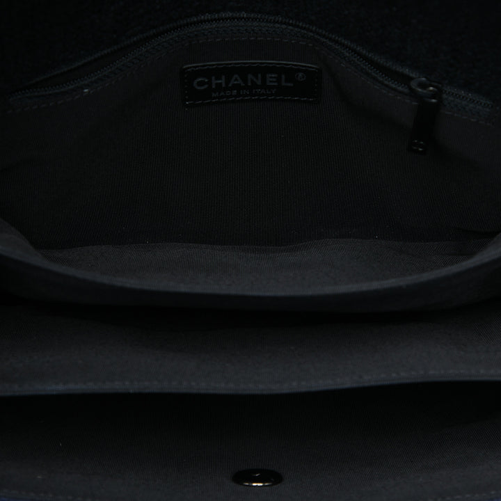 Chanel CC Matelassé Tweed Accordion à rabat