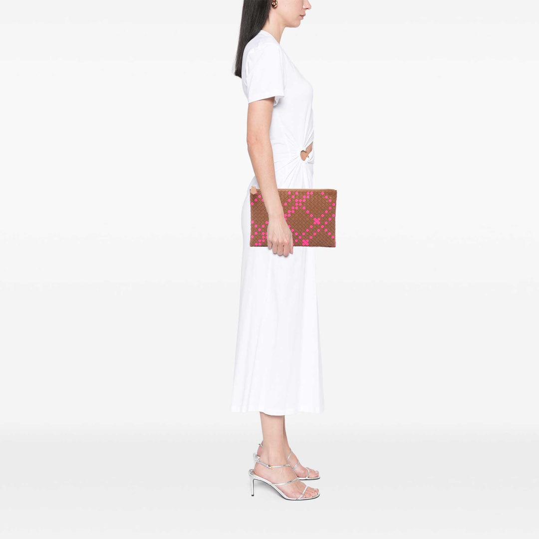 Bottega Veneta Bicolore Intrecciato Pochette nappa Marron – vue 6 – GABY PARIS