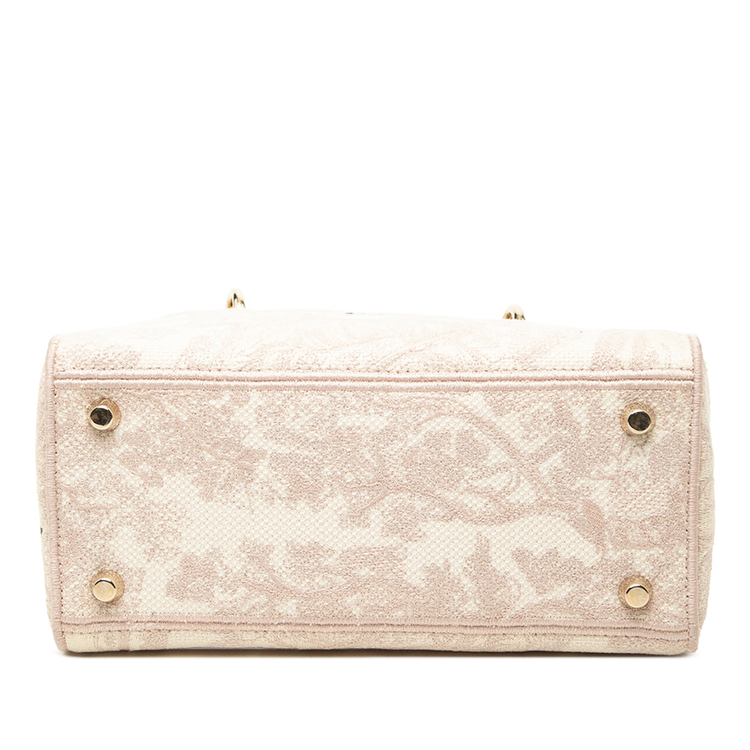 Dior brodé De Jouy Lady D-Lite Moyen Rose – vue 3 – GABY PARIS