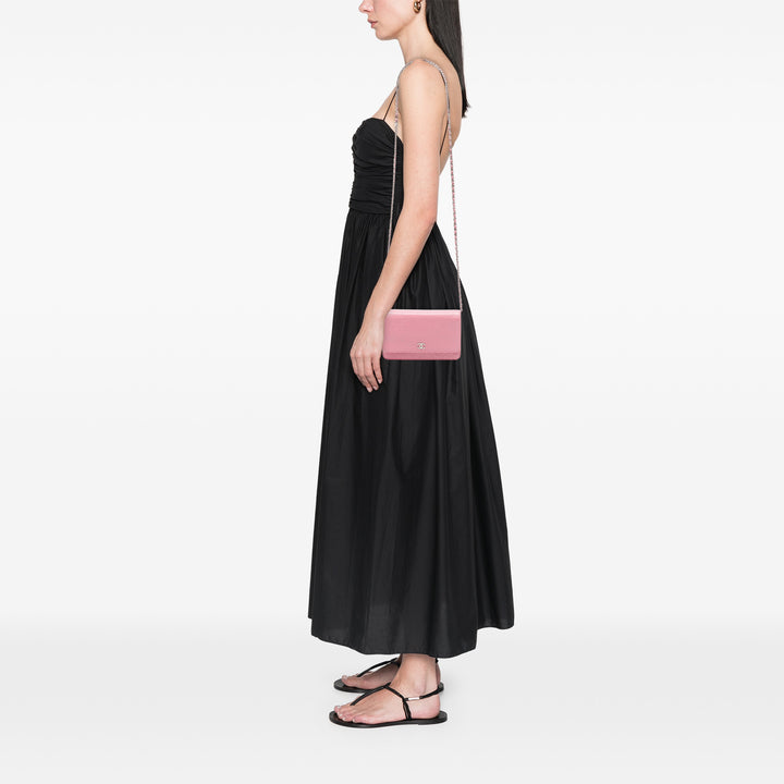 Chanel CC embossé Camellia Wallet on Chain Cuir d'agneau