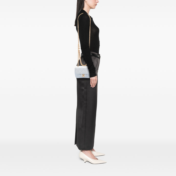 Chanel Mini Square Cuir de veau grainé Chain à rabat