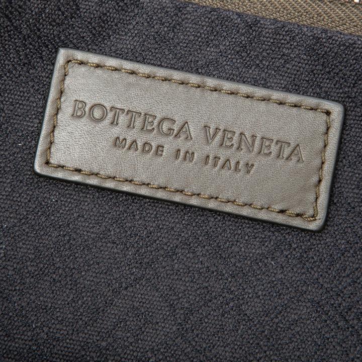 Bottega Veneta Pochette perforé Marron – vue 5 – GABY PARIS