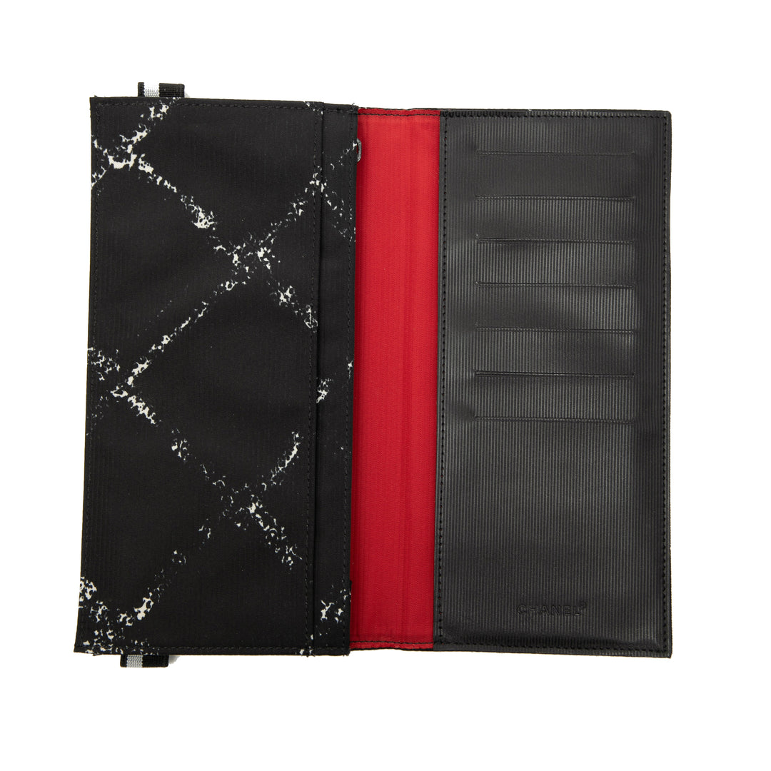 Chanel Old Travel Line Nylon Bifold Portefeuille long – GABY PARIS Authentique