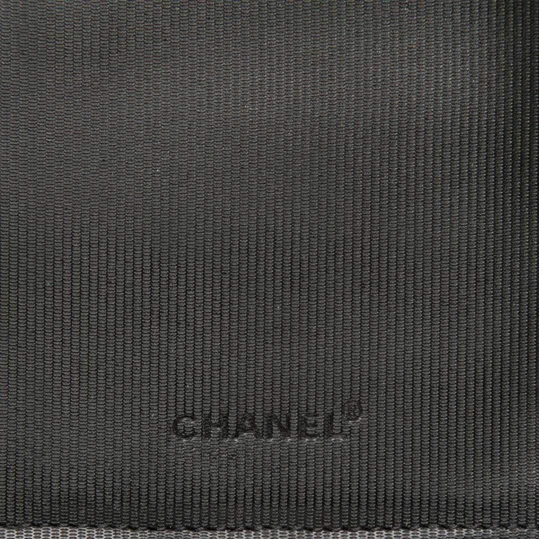 Chanel Old Travel Line Nylon Bifold Portefeuille long – GABY PARIS Authentique