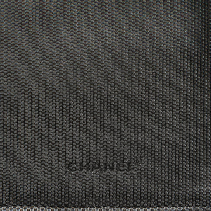 Chanel Old Travel Line Nylon Bifold Portefeuille long – GABY PARIS Authentique