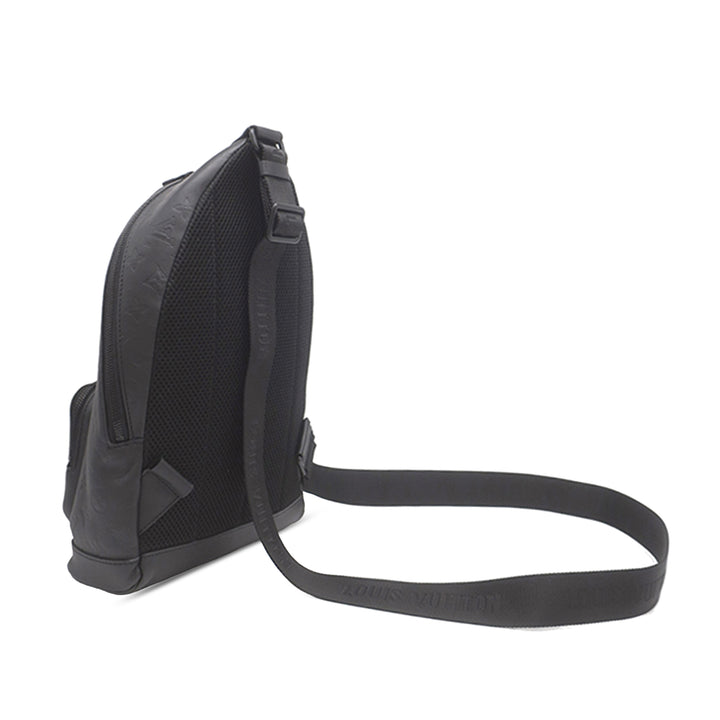 Shadow Racer Sling Sac Monogram Noir