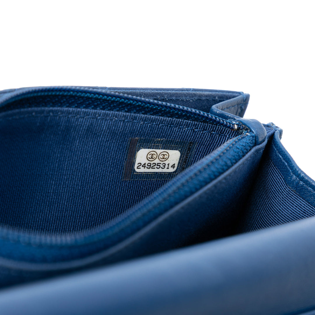 Chanel CC Square Matelassé Cuir d’agneau Wallet on Chain