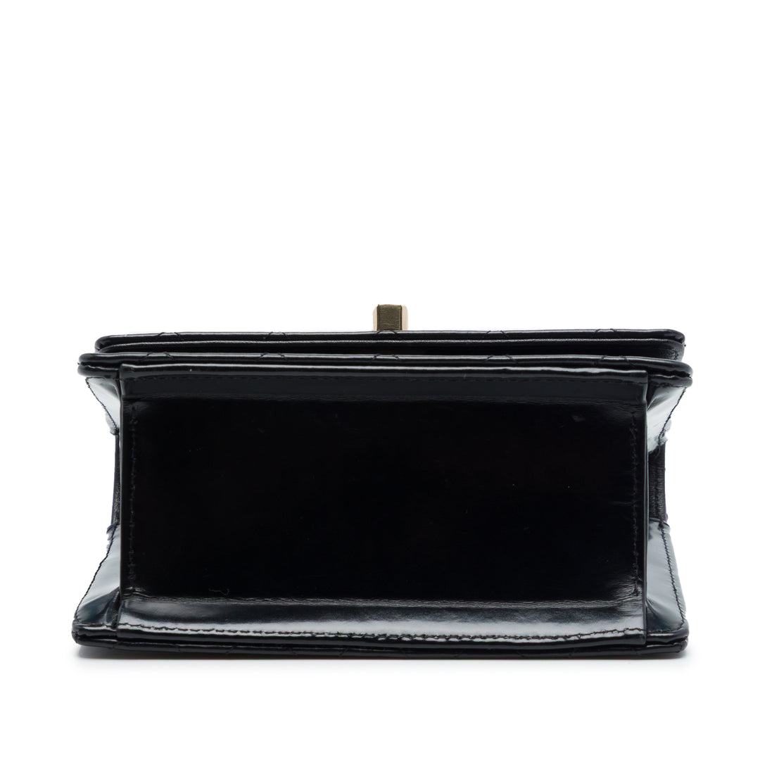 Chanel Micro CC Matelassé brillant Cuir de veau Simple rabat