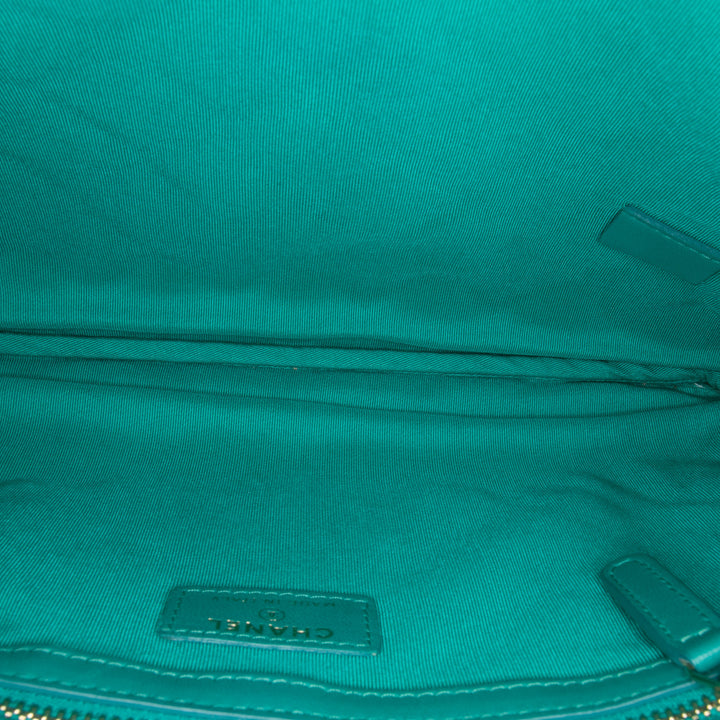 Chanel Medium Matelassé Cuir d’agneau O Étui Pochette