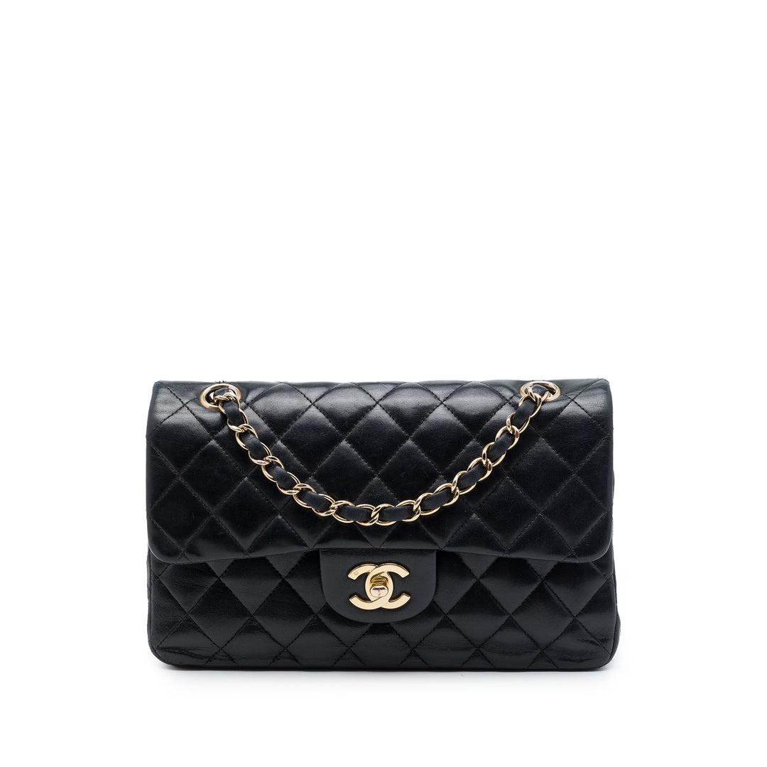 Chanel Classic Double rabat Moyen Cuir d'agneau Noir – vue principale – GABY PARIS