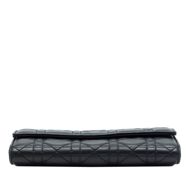 Dior Cannage Lady Dior Wallet on Chain Cuir d'agneau Noir – vue 3 – GABY PARIS