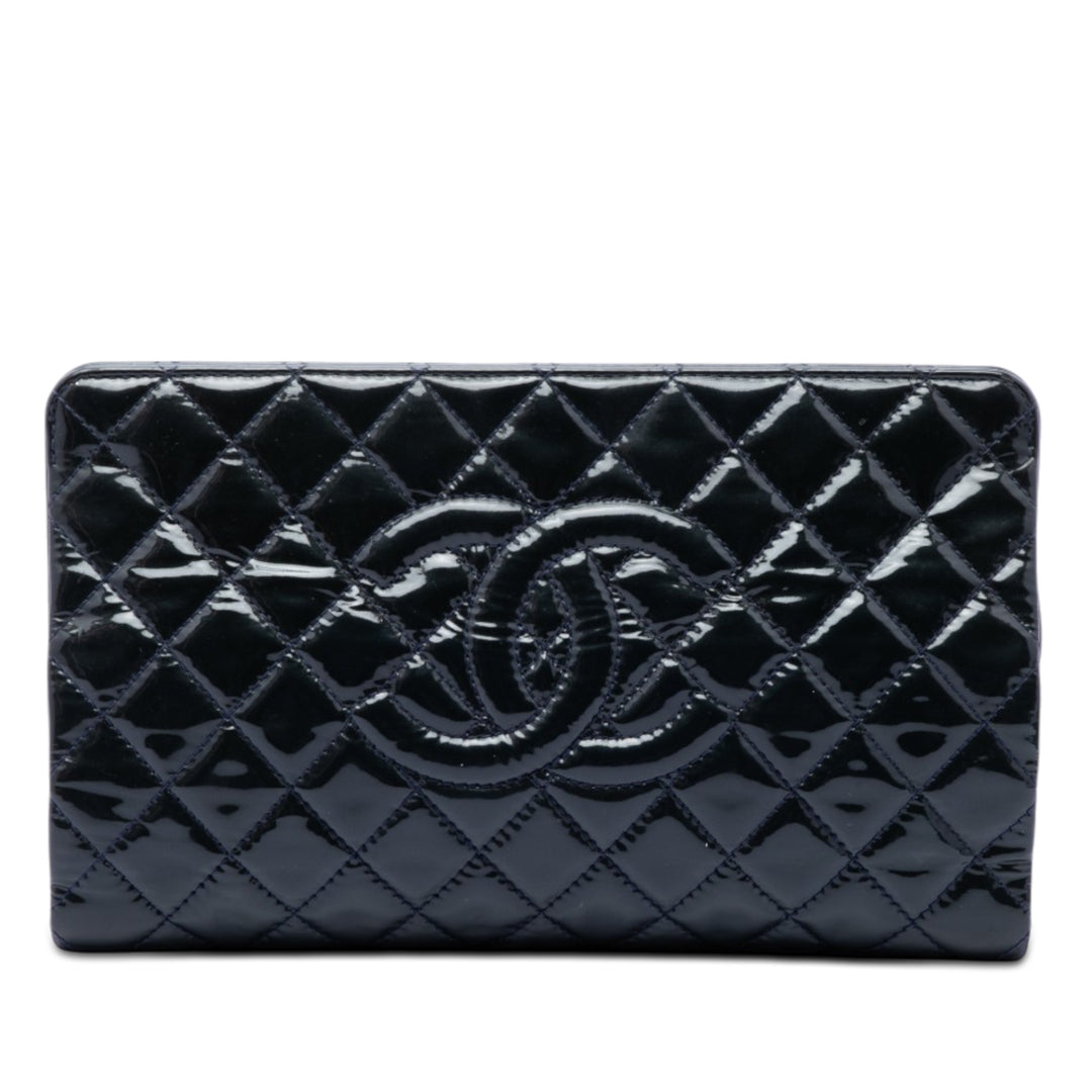 Chanel CC Matelassé Timeless Pochette Cuir