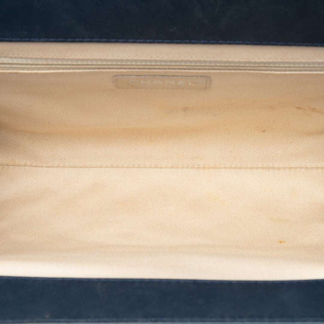Chanel CC Matelassé Timeless Pochette Cuir