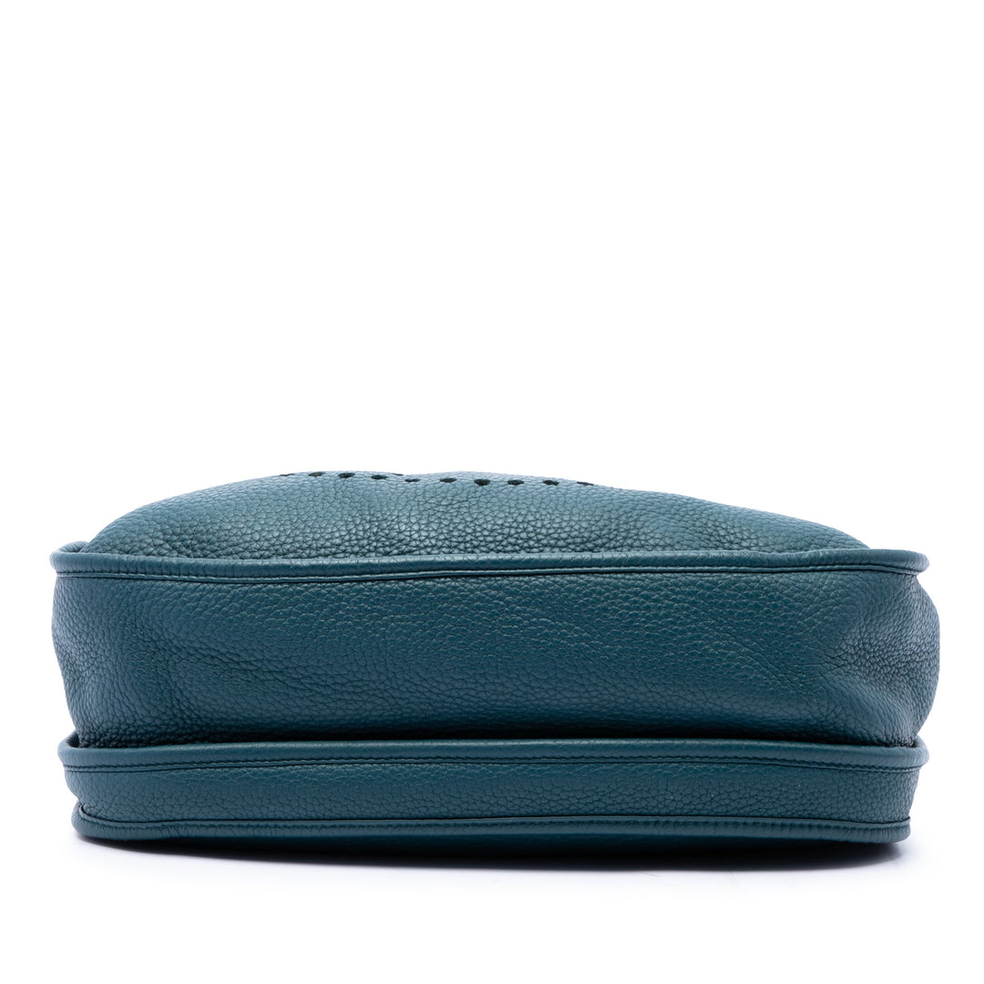 Evelyne III 29 Clémence Bleu