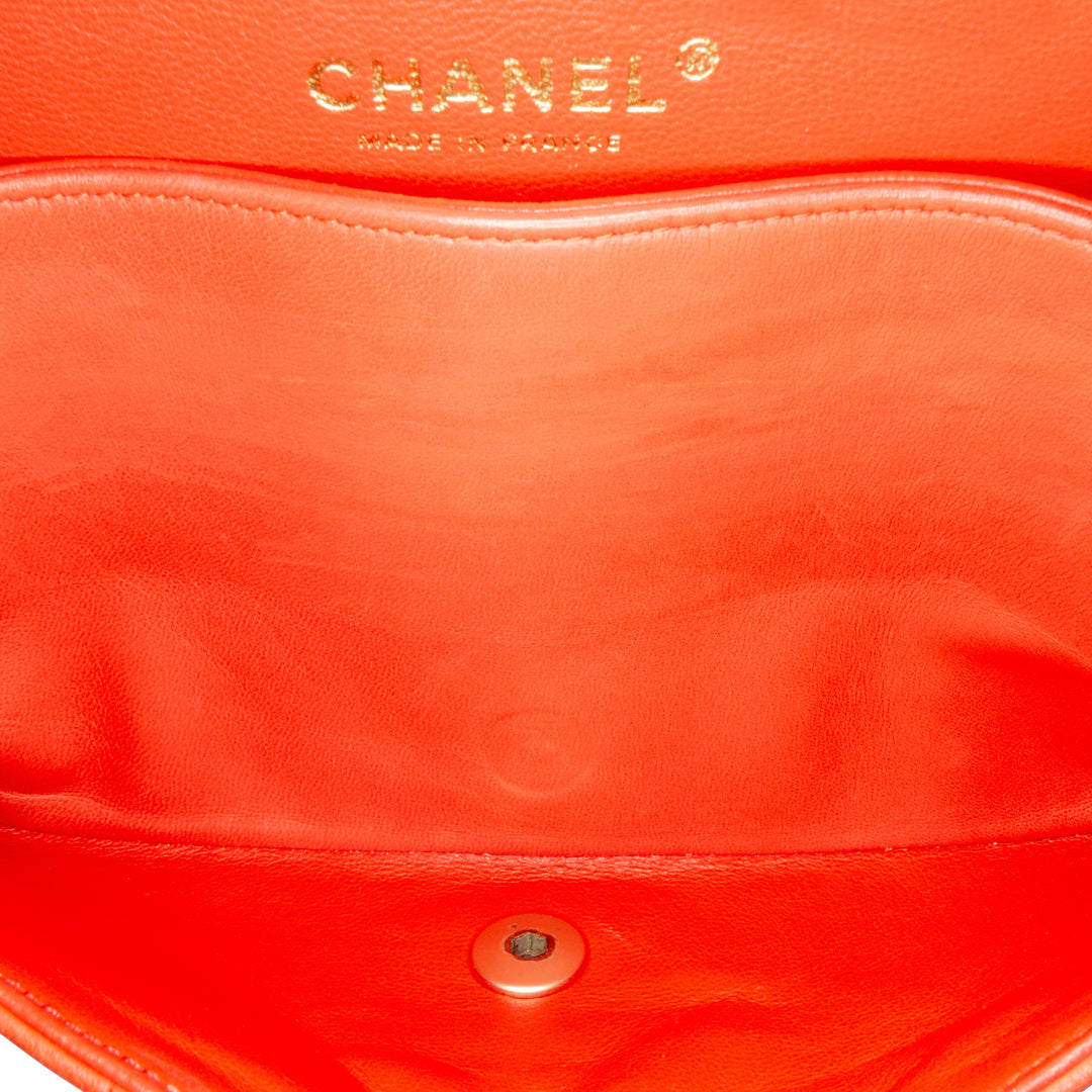Chanel Medium Classic Cuir d’agneau Double rabat Rouge