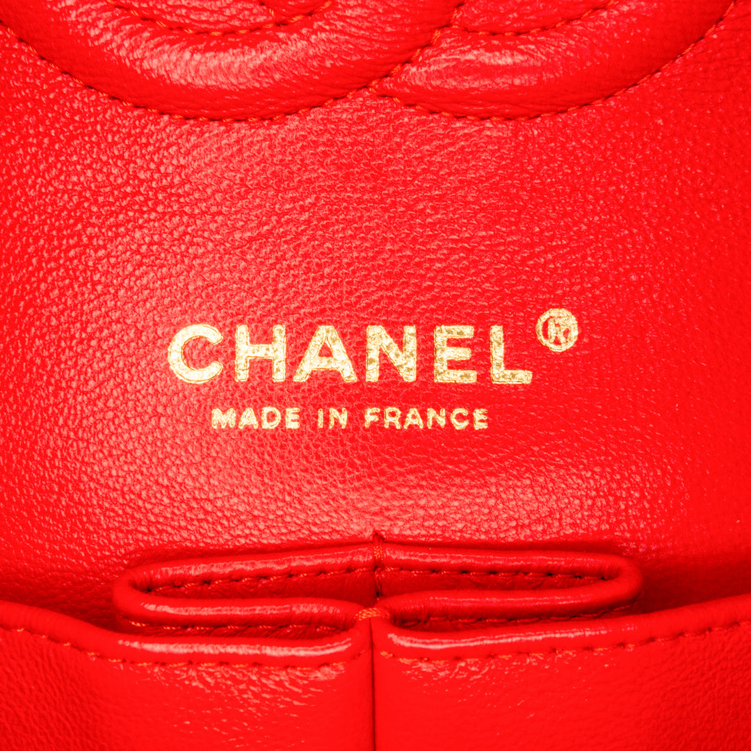 Chanel Medium Classic Cuir d’agneau Double rabat Rouge