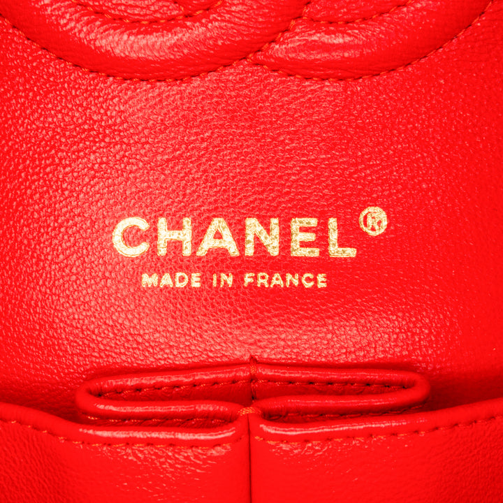 Chanel Medium Classic Cuir d’agneau Double rabat Rouge