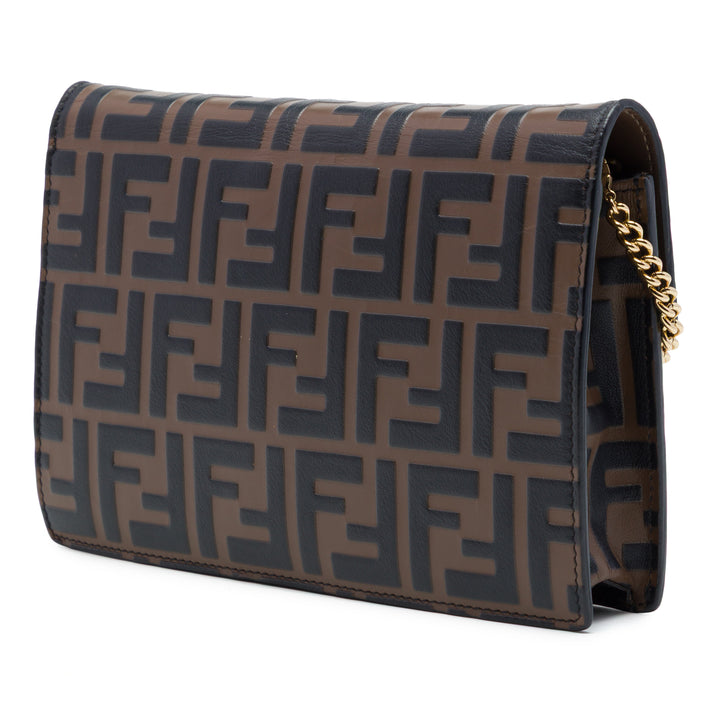 Fendi Zucca embossé F Is Fendi Enveloppe Wallet on Chain Marron