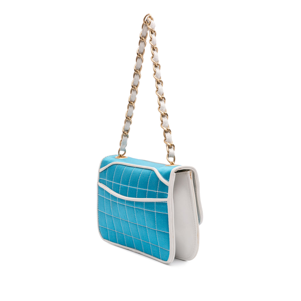 Reissue Square Quilt Satin Flap Blue - Gaby Paris