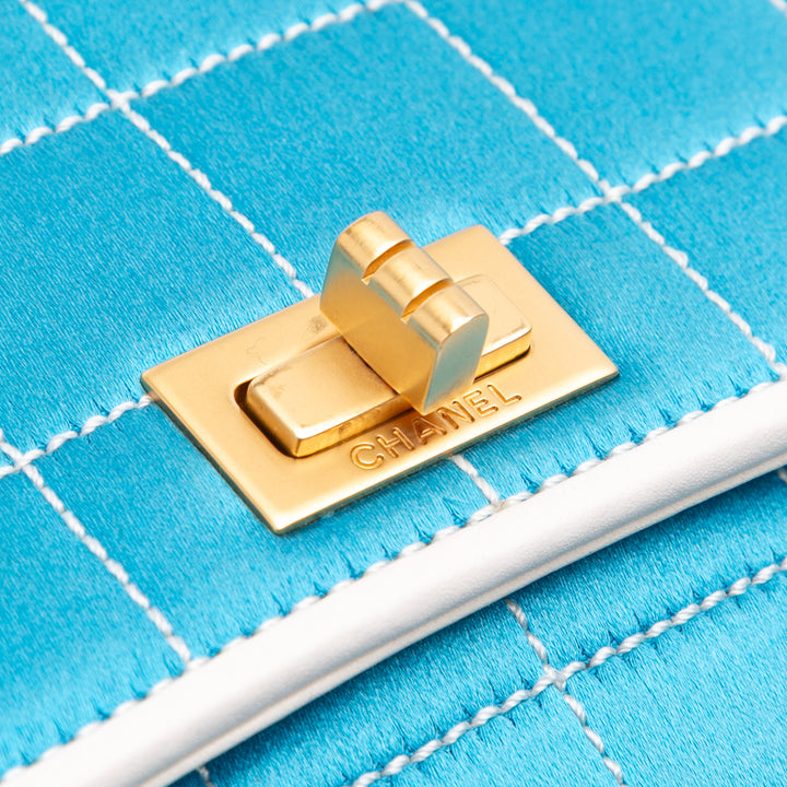 Reissue Square Quilt Satin Flap Blue - Gaby Paris