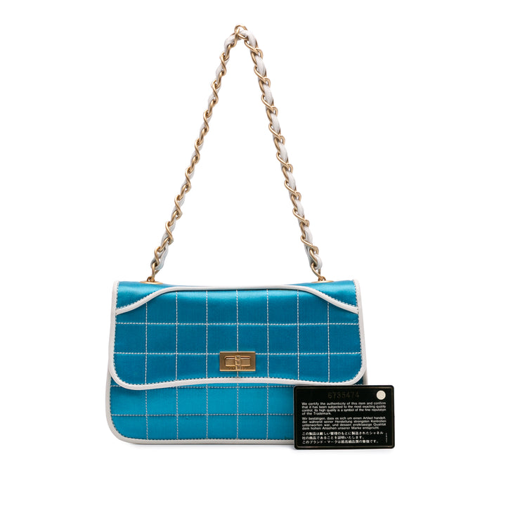 Reissue Square Quilt Satin Flap Blue - Gaby Paris
