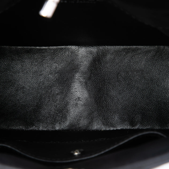 Chanel CC Matelassé Chaîne Sac Cuir d'agneau Noir – vue 4 – GABY PARIS