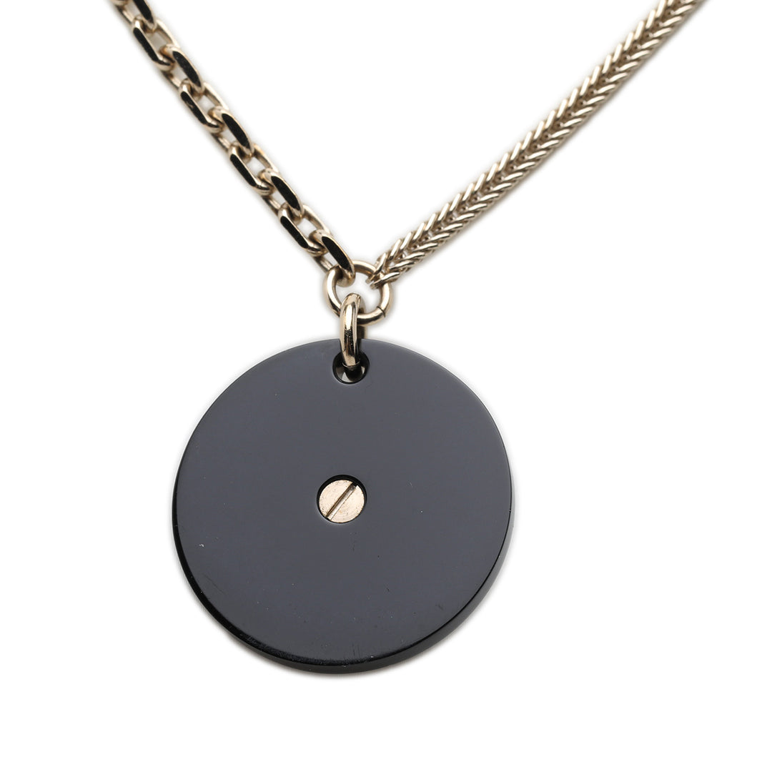 Chanel CC plaqué Resin Strass Perles fantaisie Camellia Rond Pendant Collier Métal