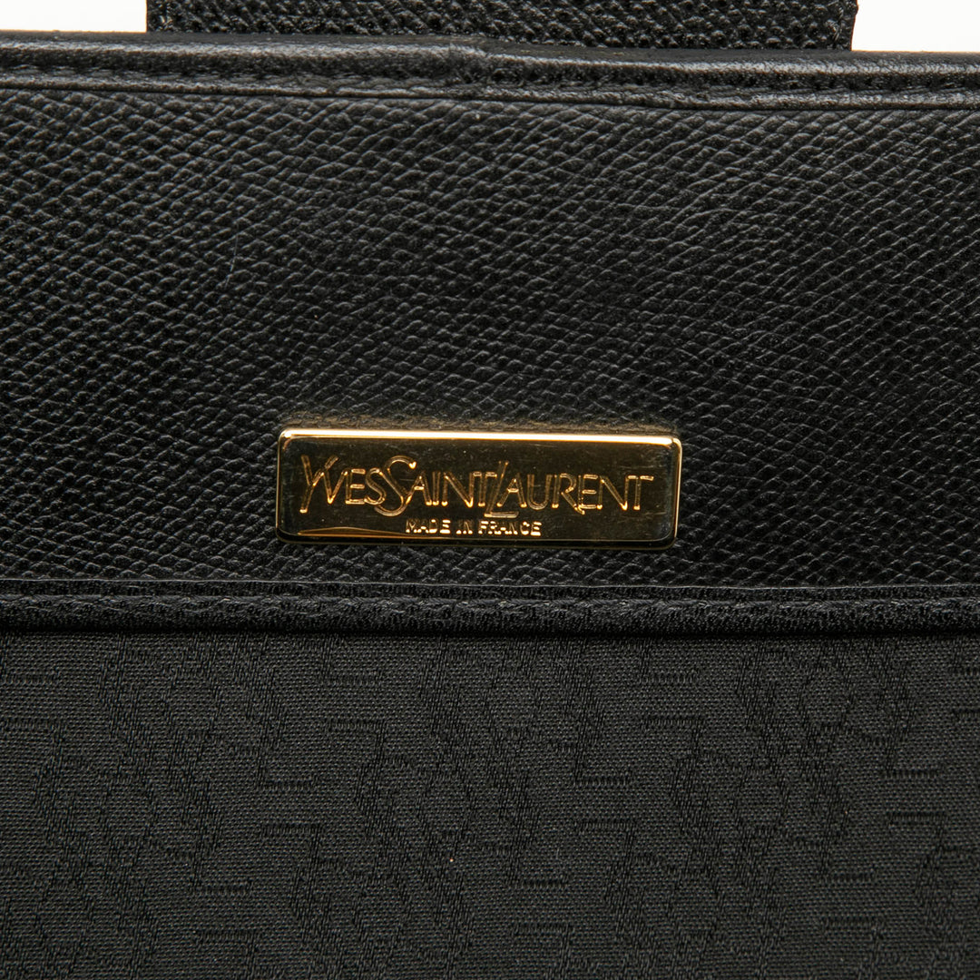 Saint Laurent Cuir de veau grainé à rabat Sac porté croisé