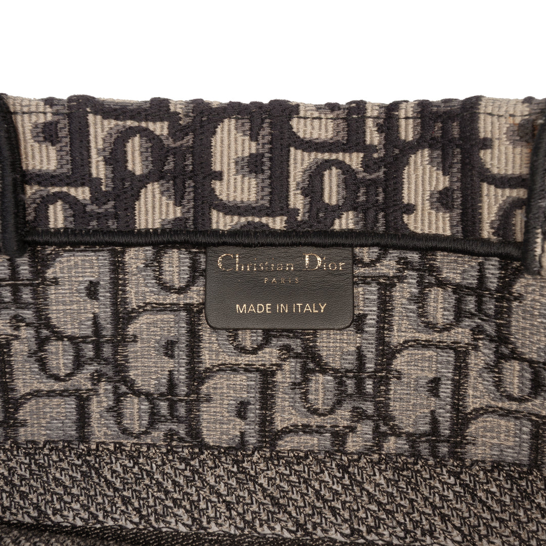 Dior Medium Oblique brodé Toile Book Cabas