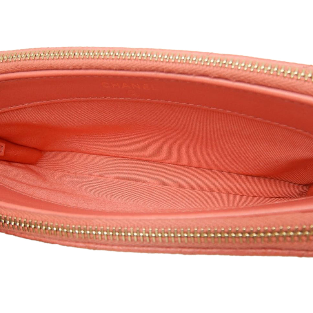Chanel CC Matelassé Caviar Double Zip Pochette avec chaîne