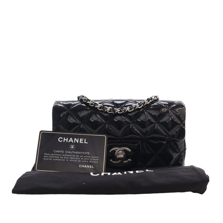 Chanel Extra Mini Rectangular Classic Cuir verni Simple rabat