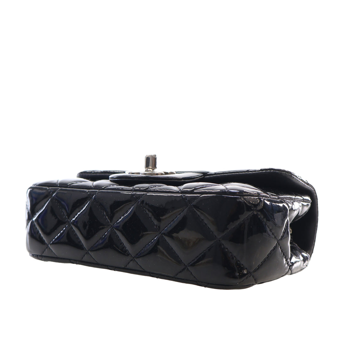 Chanel Extra Mini Rectangular Classic Cuir verni Simple rabat