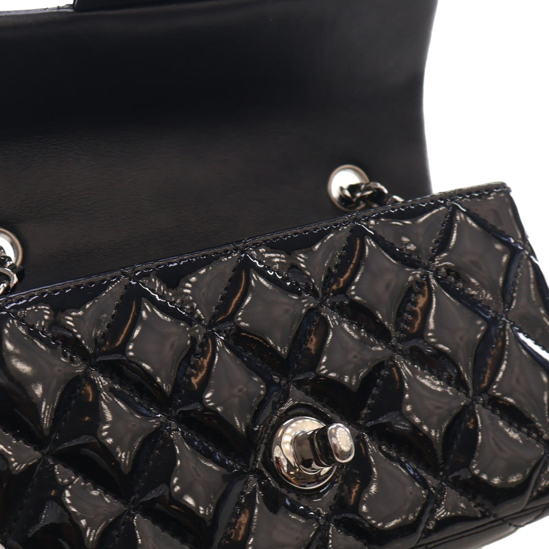 Chanel Extra Mini Rectangular Classic Cuir verni Simple rabat
