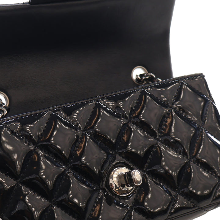 Chanel Extra Mini Rectangular Classic Cuir verni Simple rabat