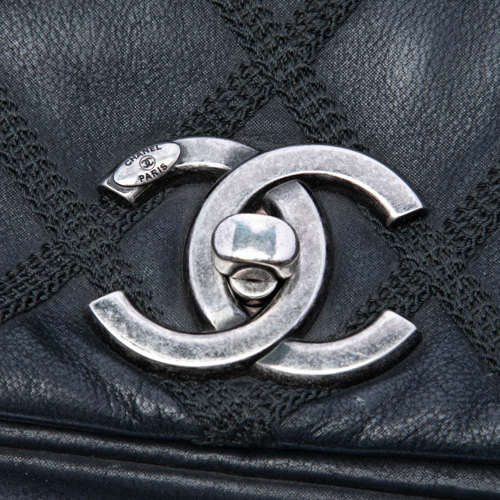 Chanel Irisé Diamond Stitch Chaîne à rabat Petit Cuir de veau
