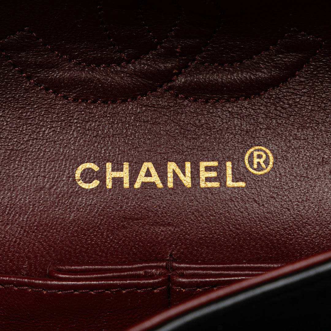 Chanel Small Classic Cuir d’agneau Double rabat Bleu – GABY PARIS Authentique