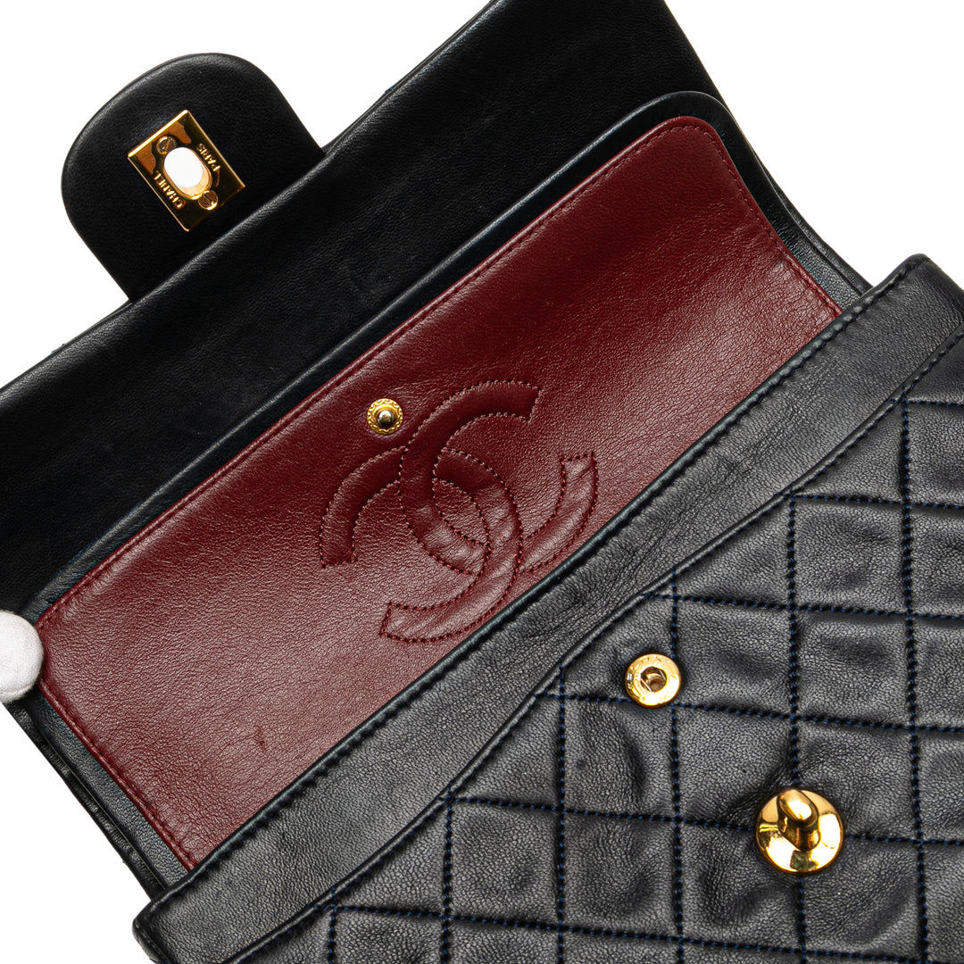 Chanel Small Classic Cuir d’agneau Double rabat Bleu – GABY PARIS Authentique