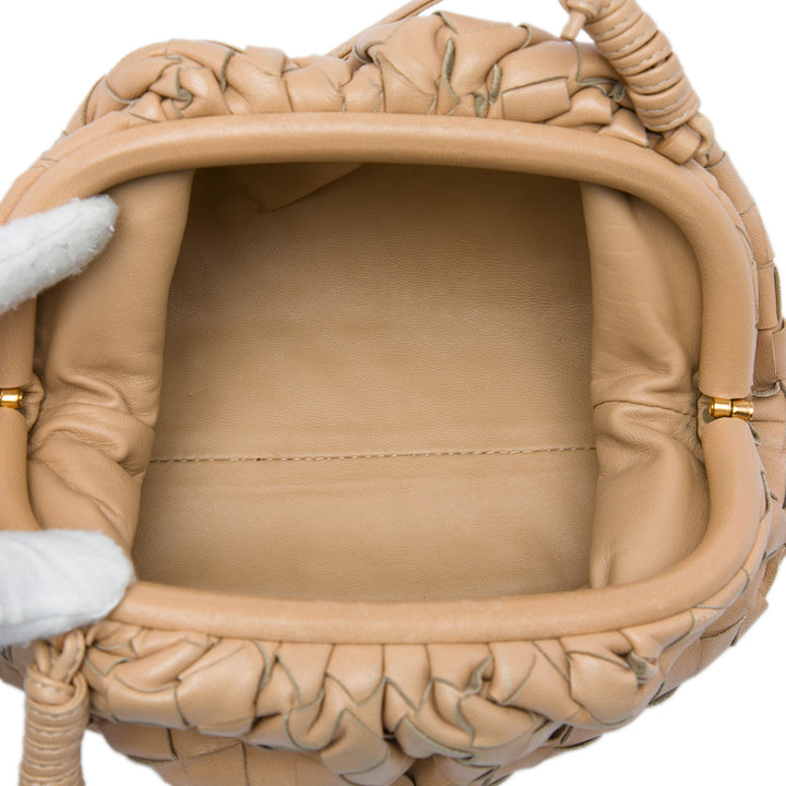 Bottega Veneta Pochette Intrecciato The nappa Mini Marron – vue 4 – GABY PARIS