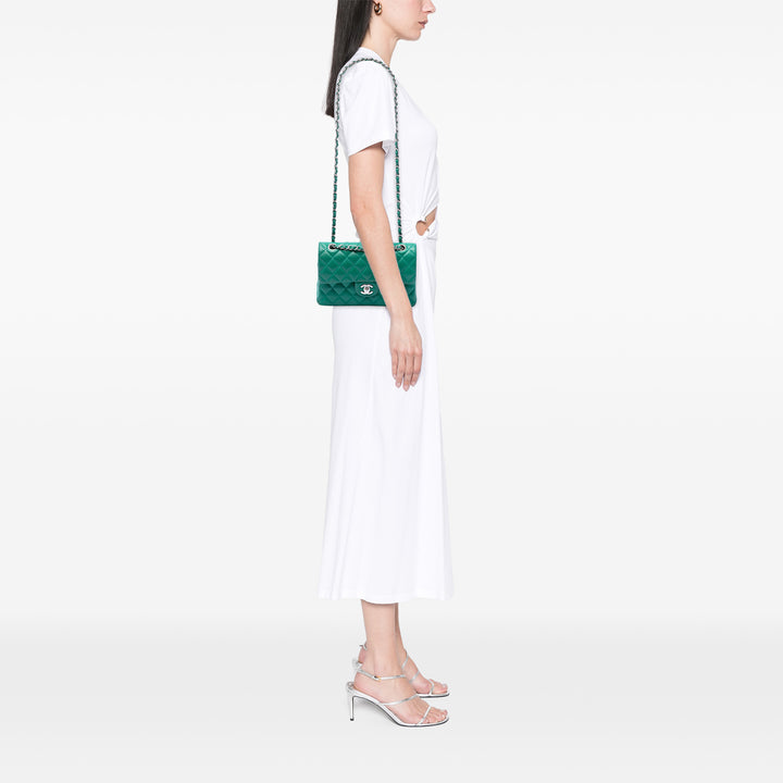 Classic Double rabat Petit Cuir caviar Vert