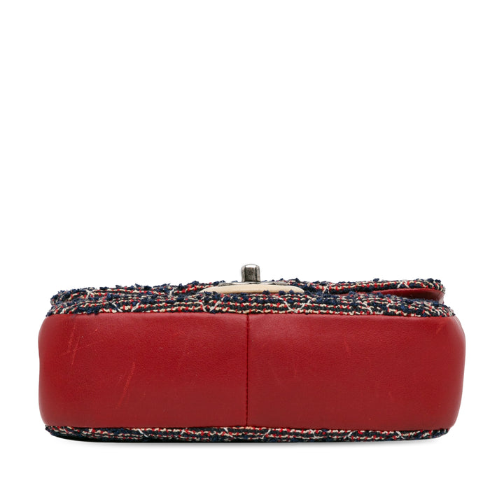 Chanel CC Quilted Tweed Simple rabat Bleu – GABY PARIS Authentique